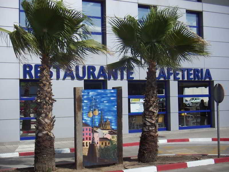 Iraipe Logrono Hotel المظهر الخارجي الصورة