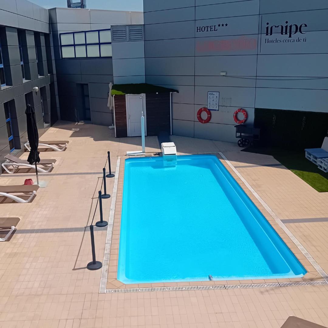 Iraipe Logrono Hotel المظهر الخارجي الصورة